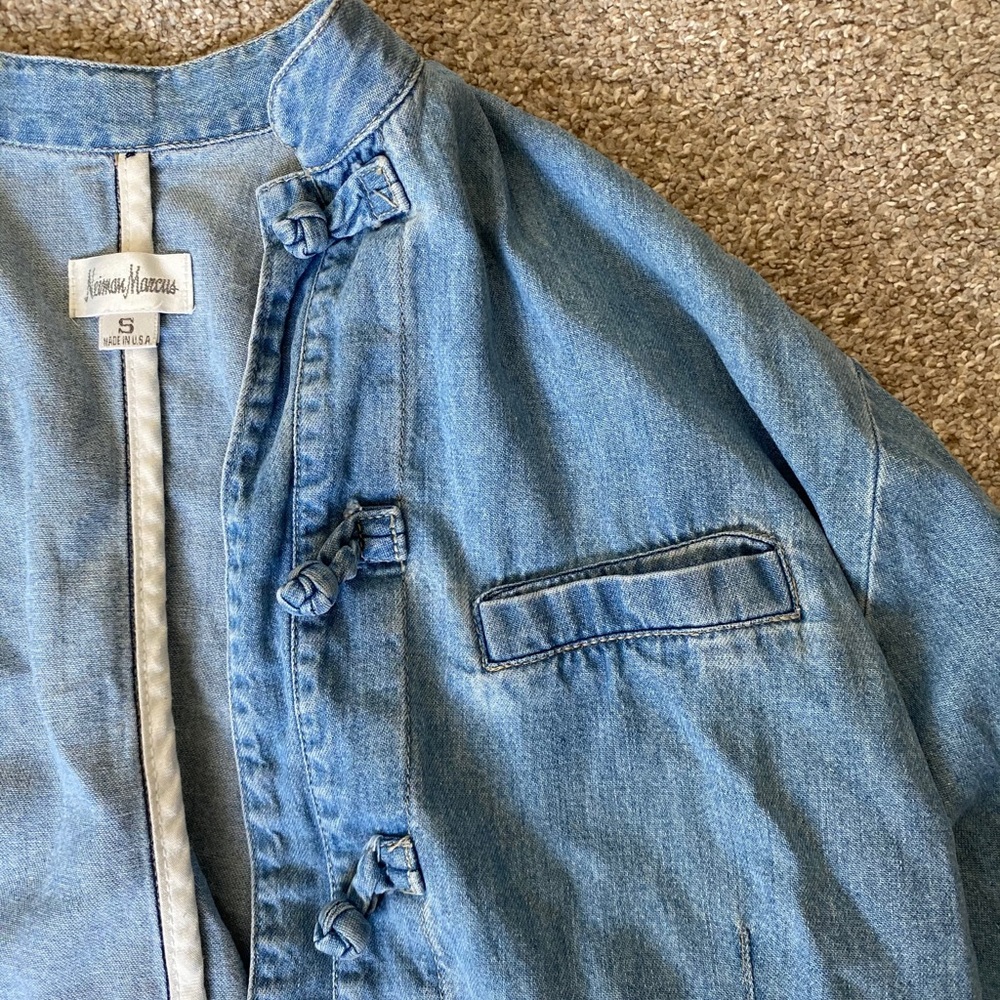 NEIMAN MARCUS — Vintage denim jacket
